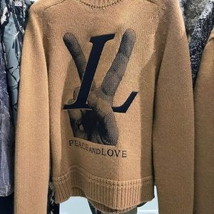 Meet your Posher, Fin